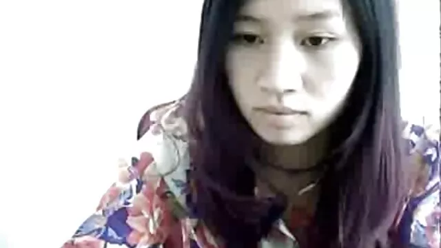ถังขยะที่มีผมสีอ่อน วีดีโอ หนัง โป้ Alysha Rylee เย็ดบนโซฟาอย่างกระตือรือร้น