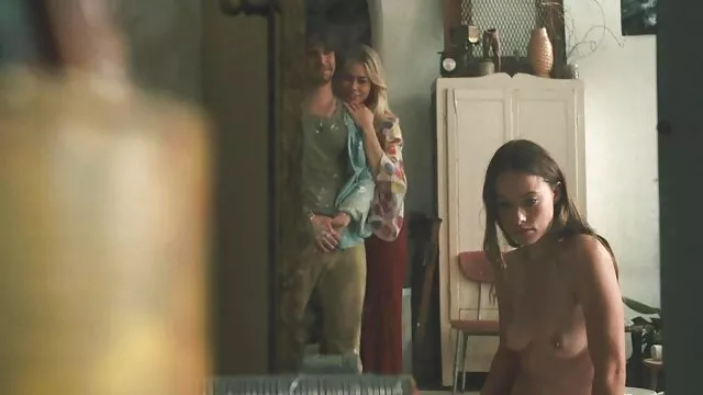 รอยสัก เพื่อน fucks สกปรก โสเภณี วีดีโอ หนัง xx ในตำแหน่งสไตล์คนชอบสุนัข