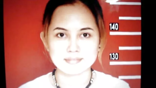 19 yo babe Manya วีดีโอ หนัง เอ๊ก Churikova ดำเนินการอย่างใกล้ชิดหีสีชมพูฉ่ำของเธอ